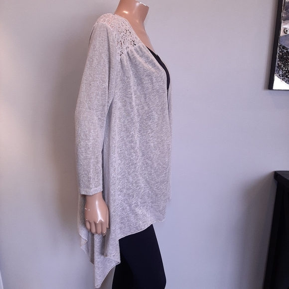ELENA BALDI Floral Lace Open Front Cardigan Long Sleeve Hankerchief Hem Taupe - Picture 9 of 12